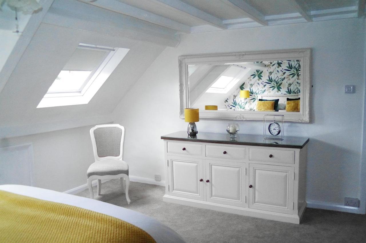 White Linen Whitby, Room Only Eksteriør billede