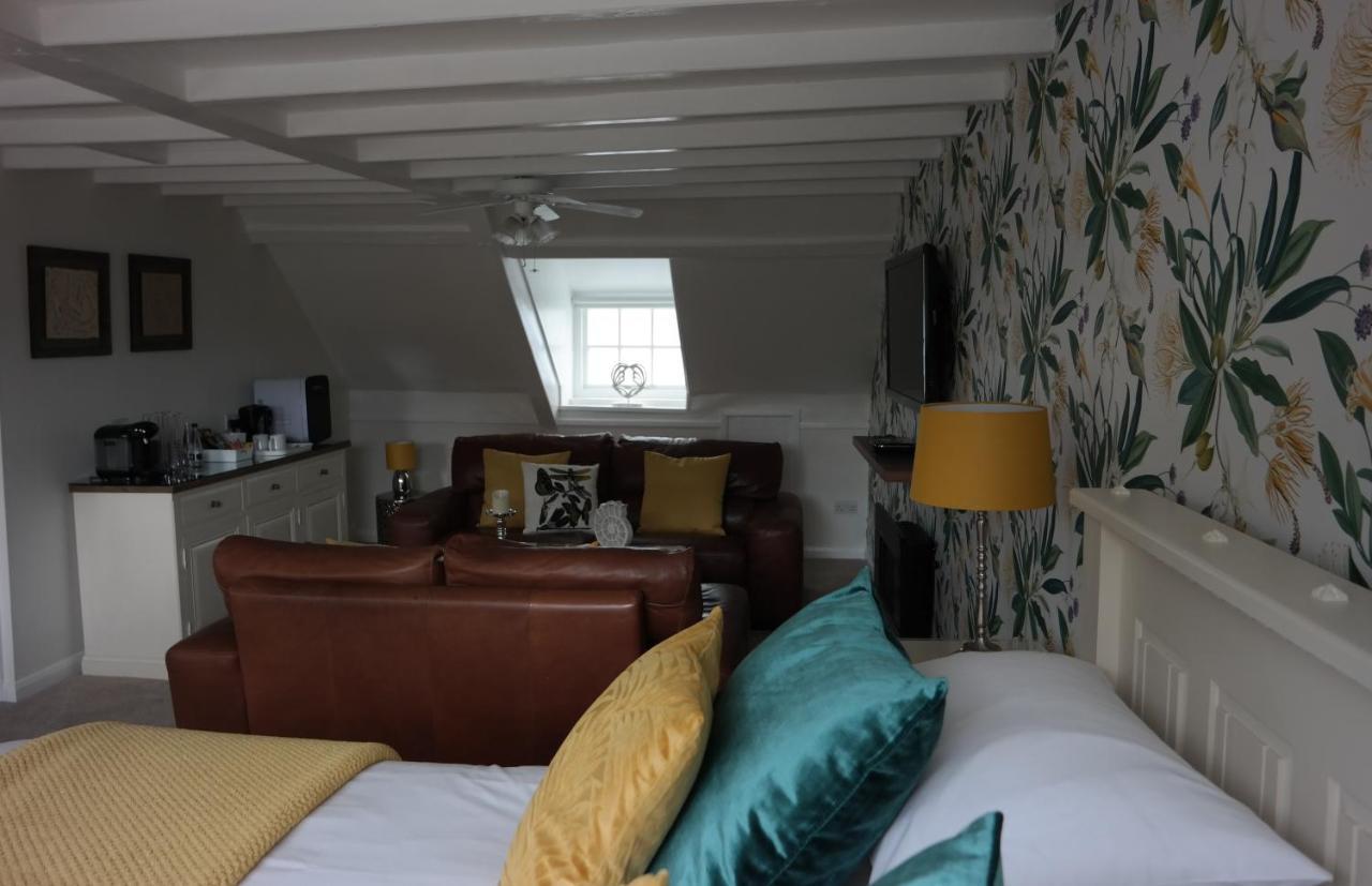 White Linen Whitby, Room Only Eksteriør billede
