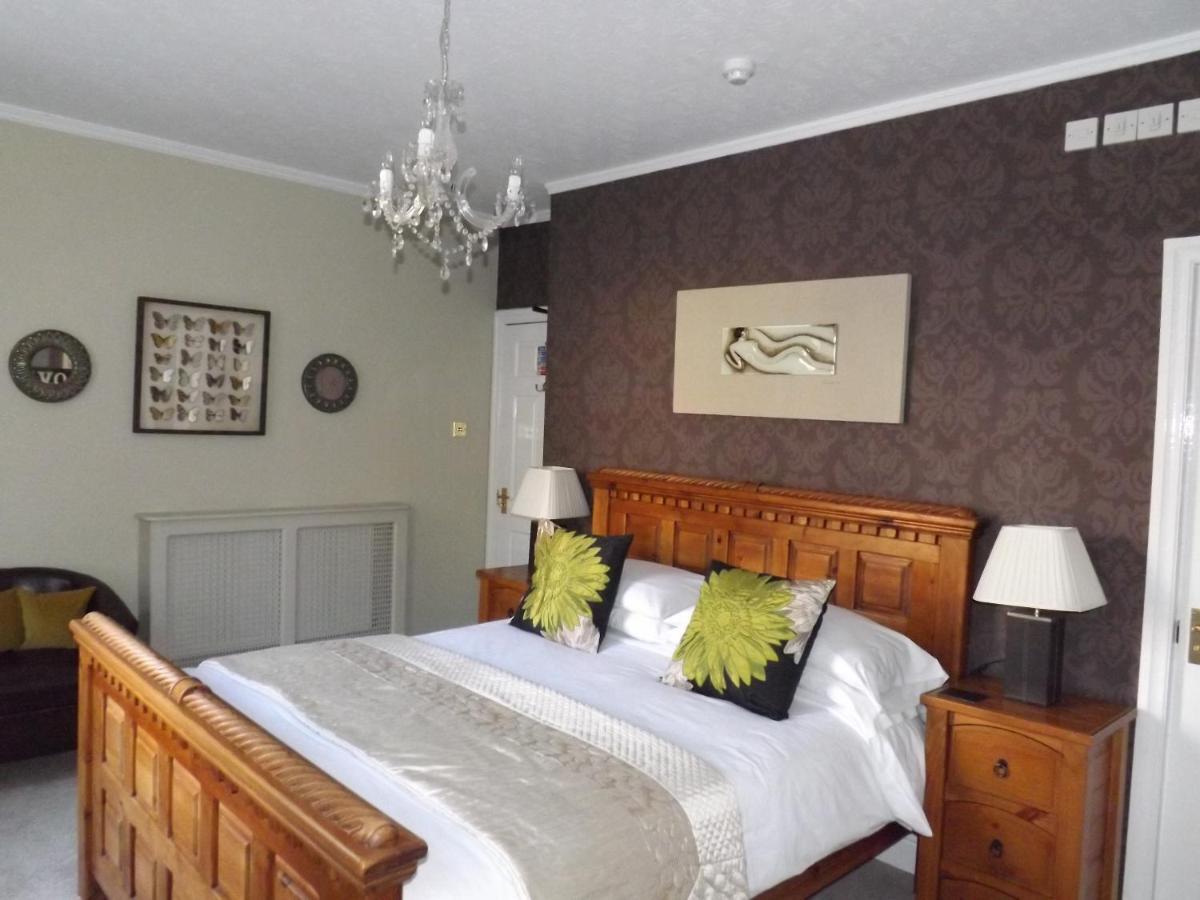 White Linen Whitby, Room Only Eksteriør billede