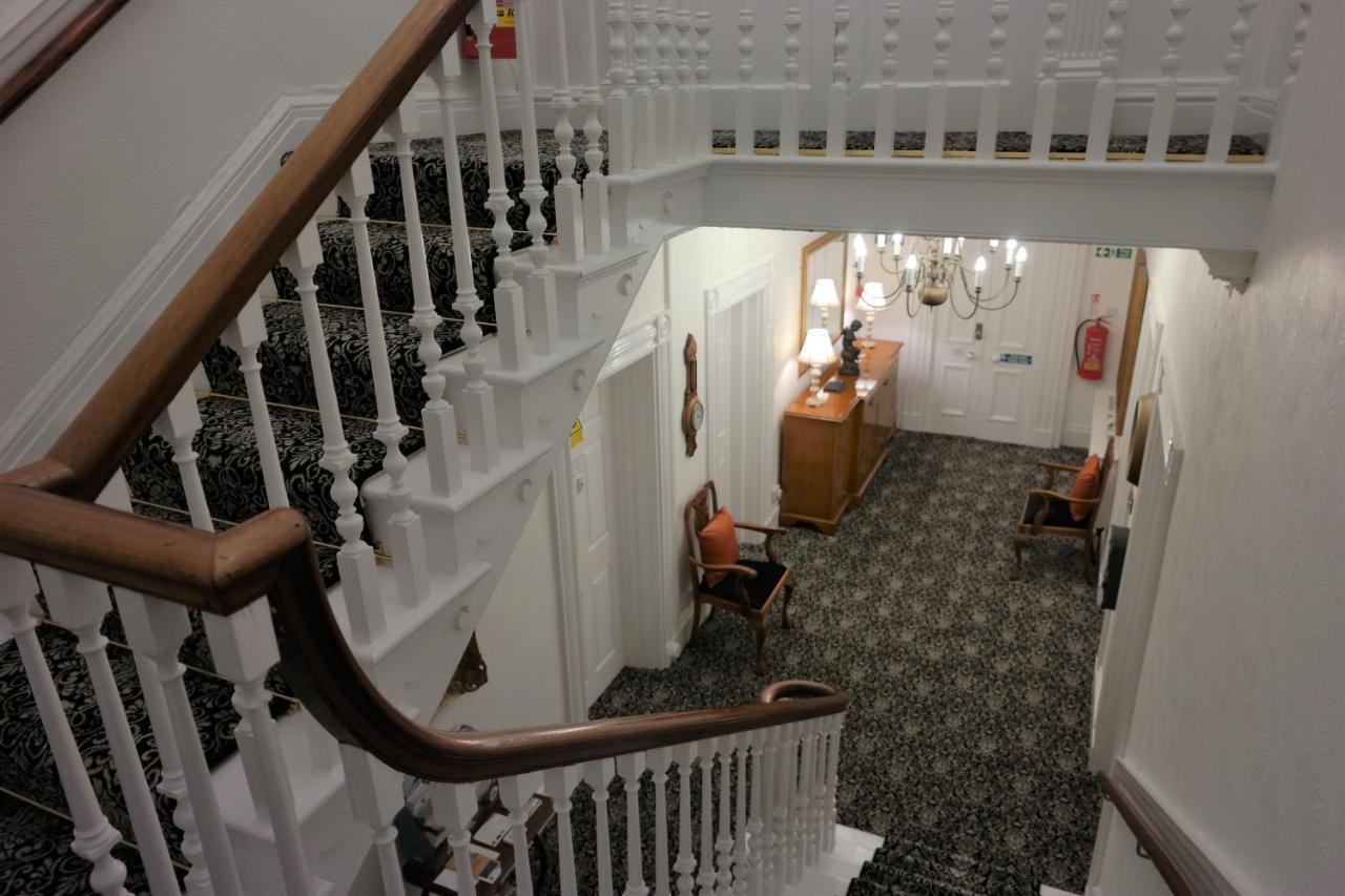 White Linen Whitby, Room Only Eksteriør billede