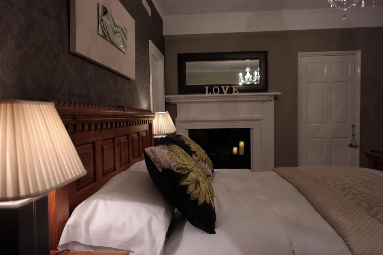 White Linen Whitby, Room Only Eksteriør billede
